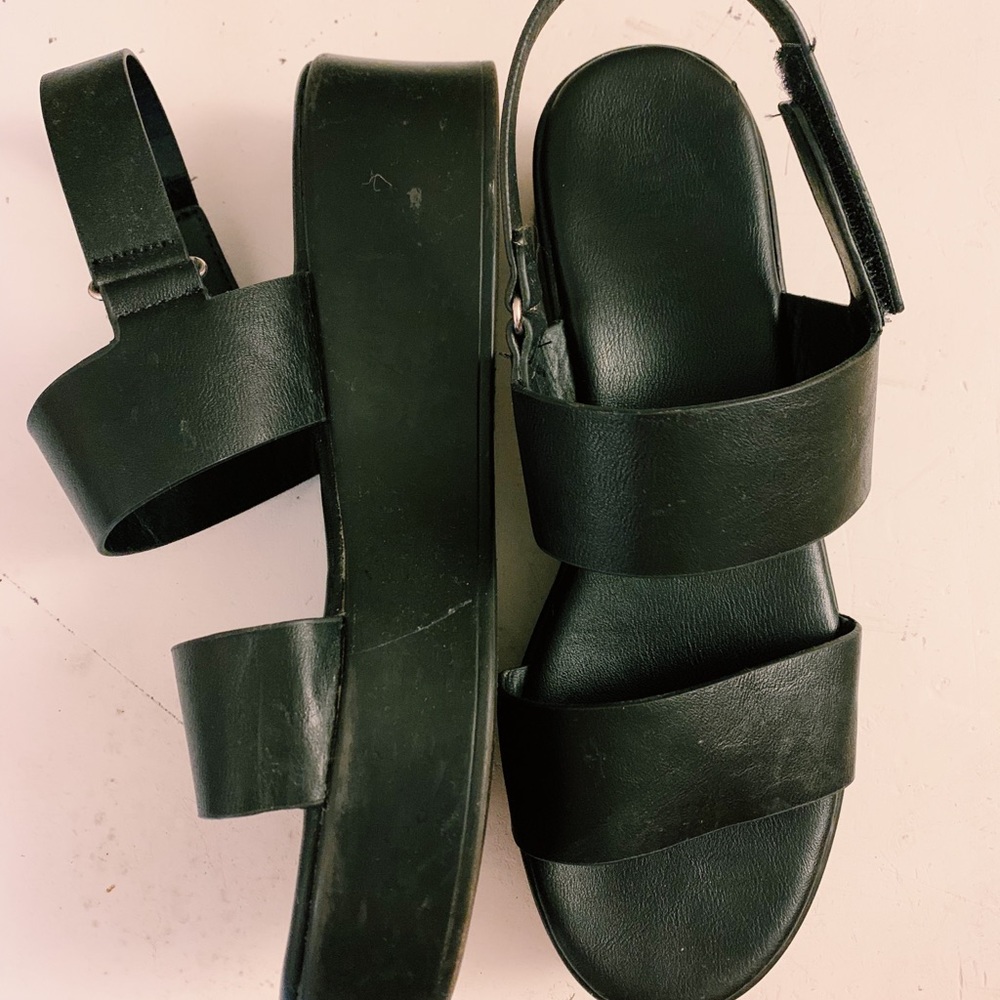 Black Platform Sandals